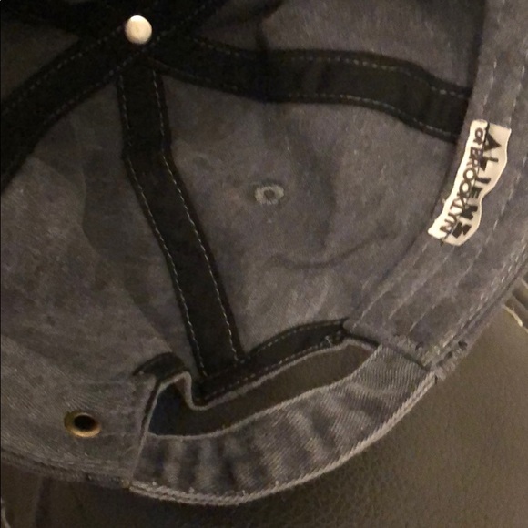 Drake hat - Picture 2 of 4